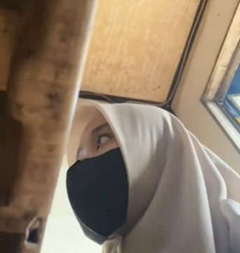 Warga ditilang polisi. (TikTok)
